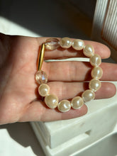 Load image into Gallery viewer, Vintage Beaded Bracelet
