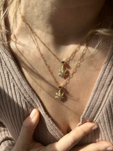 Load image into Gallery viewer, Leaf Necklace
